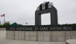 D-Day Memorial Arch